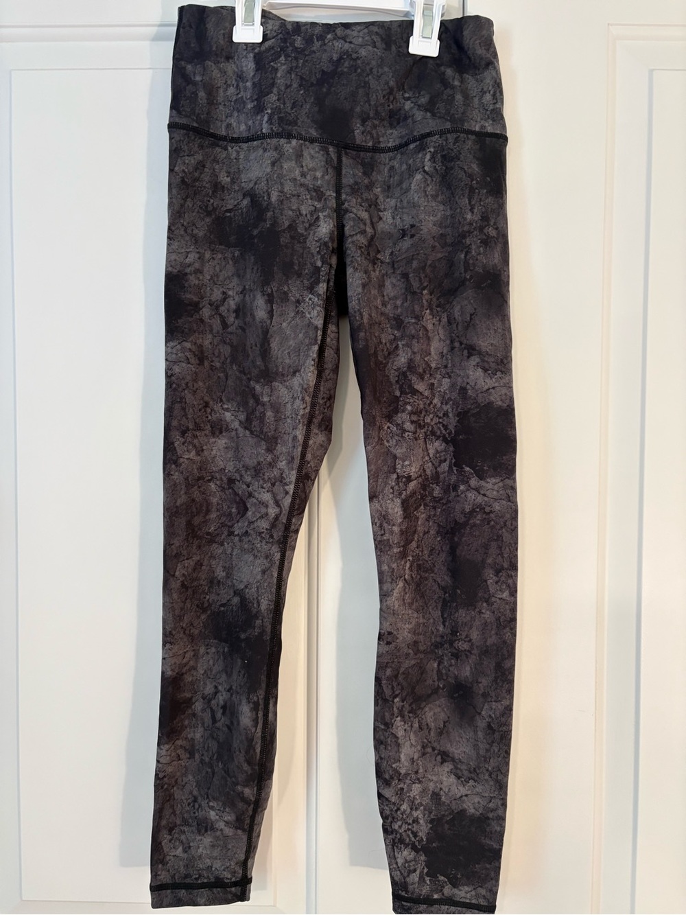 Dark Marble Print Leggings - Black and Gray Fitness Workout Yoga Pilates